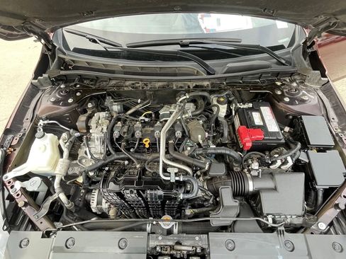 Used 2024 Nissan Altima 2.5 SV FWD image 27