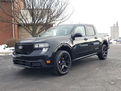 New 2025 Ford Maverick XLT w/ Black Appearance Package