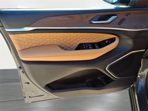 Used 2025 Jeep Grand Cherokee L Summit w/ Advanced Protech Group IV image 18