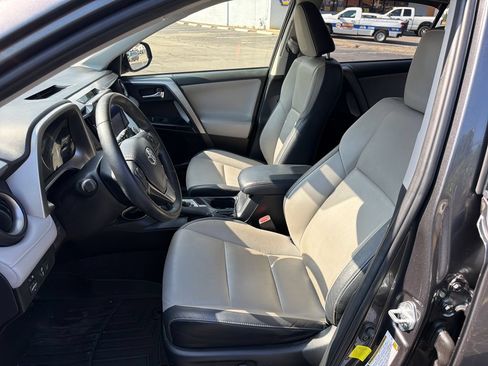 Used 2017 Toyota RAV4 Limited FWD image 22