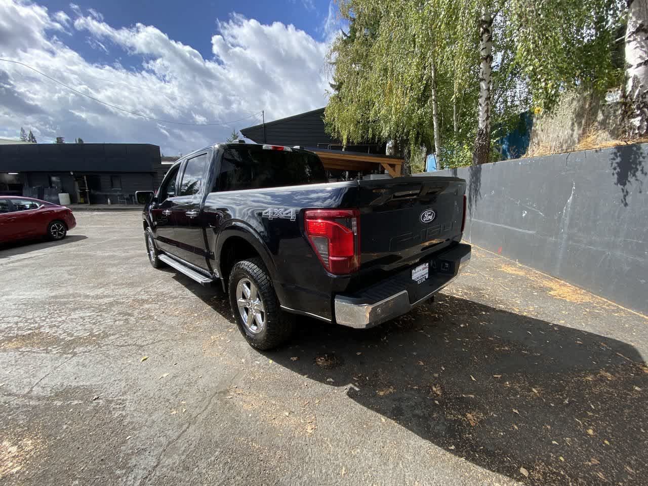 Used 2025 Ford F150 XLT w/ Equipment Group 301A Standard AWD/4WD image 4