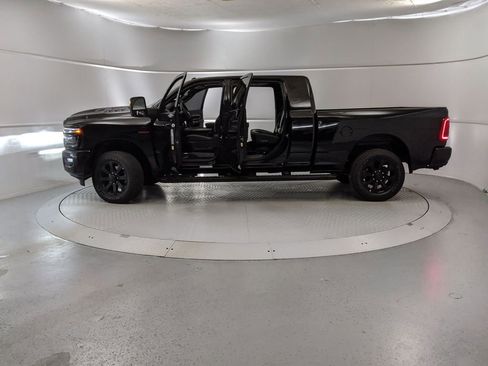 Used 2025 RAM 3500 Laramie image 13