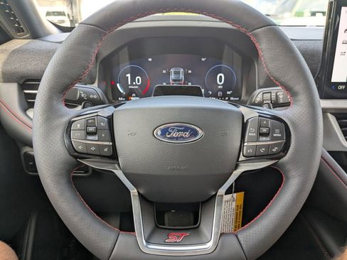 New 2026 Ford Explorer ST w/ Sun And Sound Package image 31