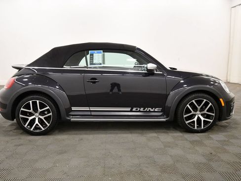 Used 2018 Volkswagen Beetle 2.0T Dune FWD image 9