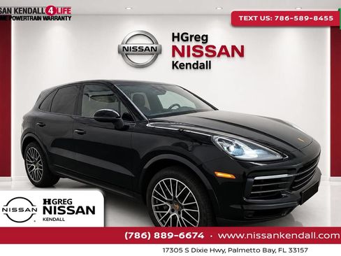 Used 2023 Porsche Cayenne Platinum Edition AWD/4WD image 1