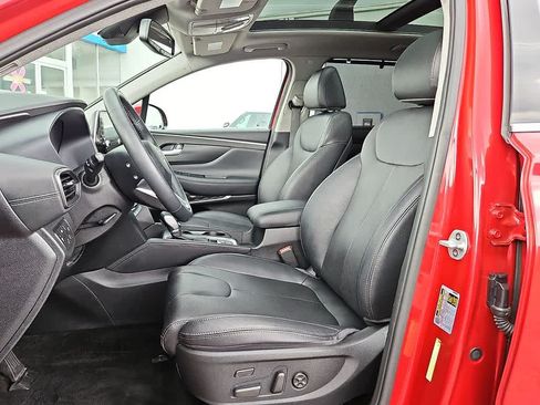 Used 2019 Hyundai Santa Fe AWD w/ Cargo Package image 12