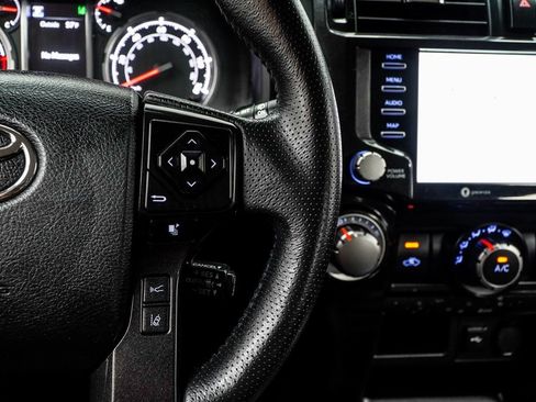 Used 2021 Toyota 4Runner TRD Off-Road Premium image 32