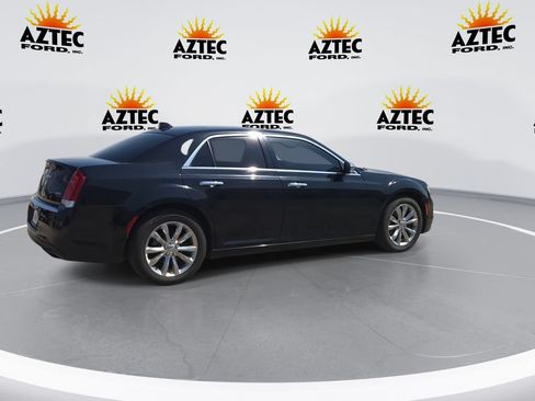 Used 2018 Chrysler 300 Limited w/ Safetytec Plus Group AWD/4WD image 8