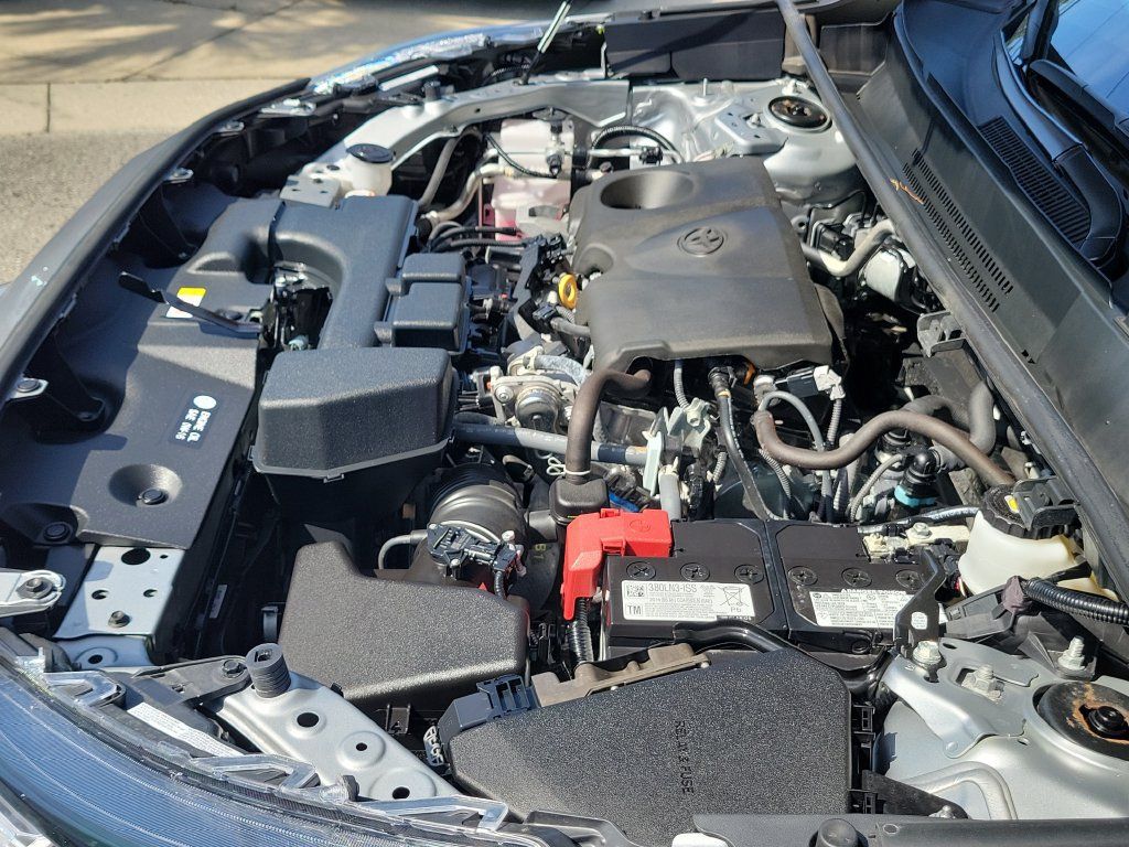 Used 2025 Toyota RAV4 LE AWD/4WD image 38
