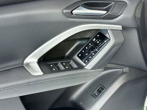 Certified 2025 Audi Q5 Premium Plus w/ Premium Plus AWD/4WD image 23