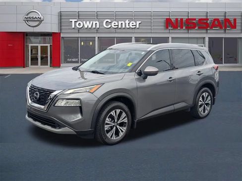 Used 2021 Nissan Rogue SV w/ Premium Package FWD image 3