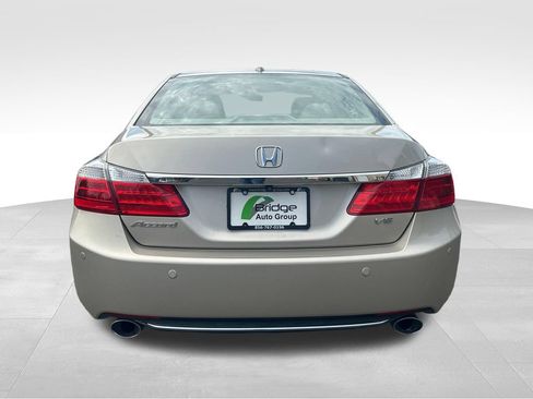 Used 2015 Honda Accord EX-L image 6
