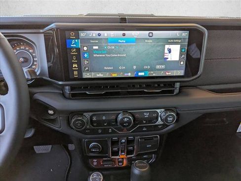 New 2025 Jeep Gladiator Rubicon w/ Convenience Group image 11