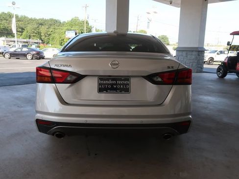 Used 2020 Nissan Altima 2.5 SR FWD image 7