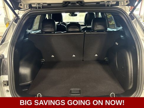 New 2025 Jeep Compass Limited w/ Sun & Sound Group image 14