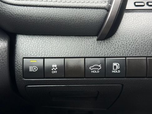 Used 2023 Toyota Camry SE AWD/4WD image 40