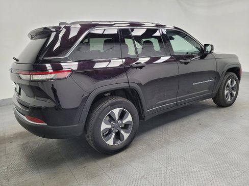 Used 2022 Jeep Grand Cherokee Limited 4xe image 10