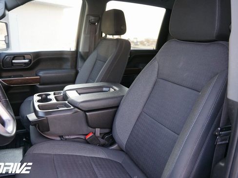 Used 2023 GMC Sierra 2500 SLE image 19