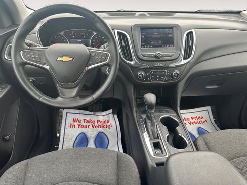 Used 2024 Chevrolet Equinox LT image 10