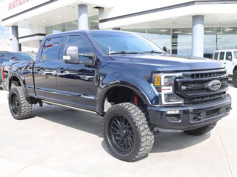 Used 2022 Ford F350 Lariat w/ Tremor Off-Road Package AWD/4WD image 8