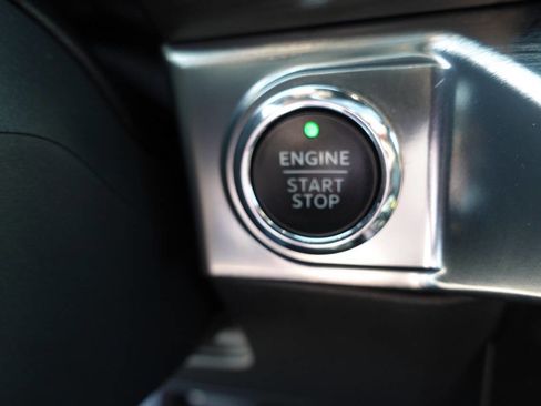 Used 2023 Ford F150 Lariat w/ Equipment Group 502A High image 56