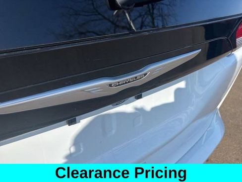 Used 2023 Chrysler Voyager LX FWD image 45