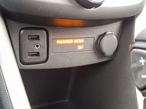 Used 2022 Chevrolet Trax LS w/ Tint and Cruise Package image 25