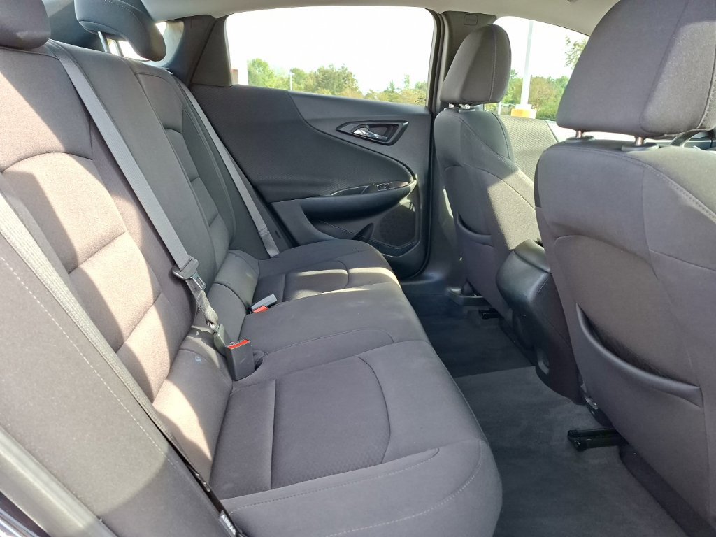 Used 2022 Chevrolet Malibu LS FWD image 28