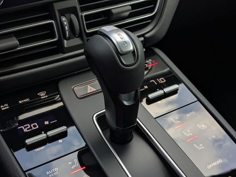 New 2026 Porsche Macan S AWD/4WD image 20