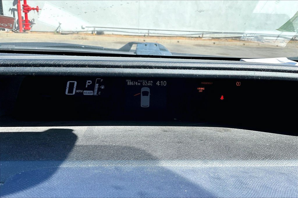 Used 2016 Toyota Prius C Three FWD image 10
