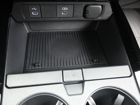 New 2026 Toyota Prius Plug-In Hybrid image 34