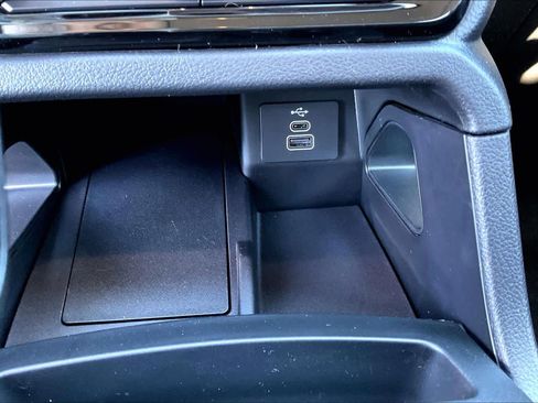 New 2025 Ford Ranger Lariat w/ FX4 Off-Road Package image 16