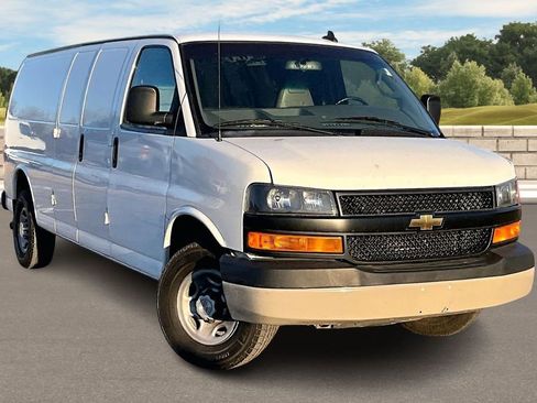 Used 2022 Chevrolet Express 2500 Work Van w/ Driver Convenience Package image 2