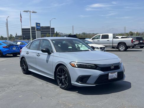 Used 2023 Honda Civic Sport image 25