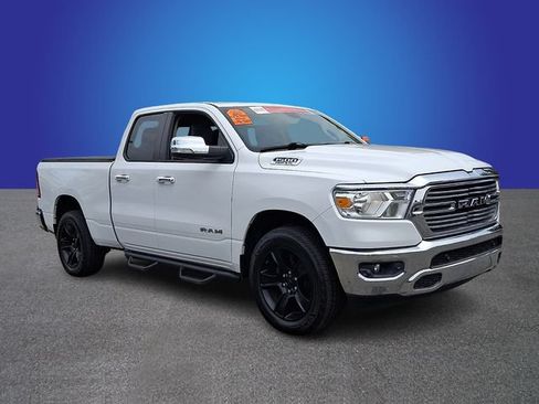 Used 2019 RAM 1500 Big Horn AWD/4WD image 3