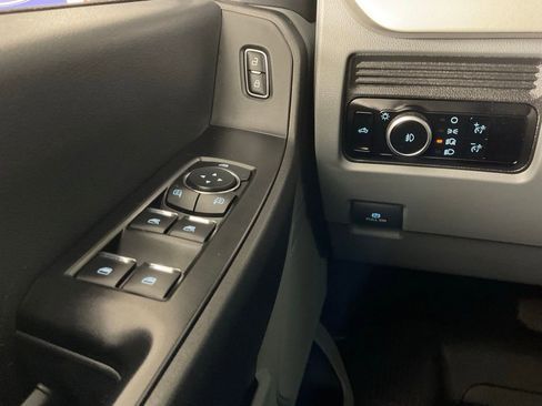 Used 2023 Ford F350 XL w/ XL Chrome Package image 19