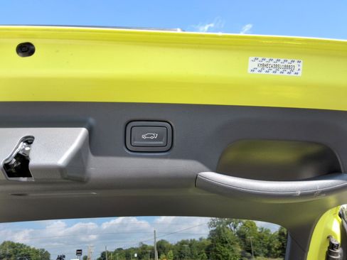 Used 2025 Hyundai Kona Limited image 25