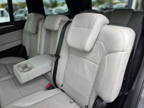 Used 2016 Mercedes-Benz GL 450 4MATIC image 20