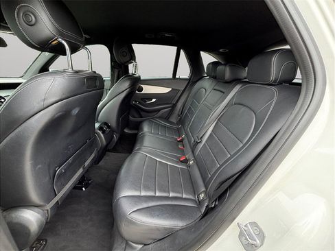 Used 2019 Mercedes-Benz GLC 300 image 34