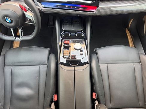 Used 2025 BMW M5 w/ Carbon Package image 18