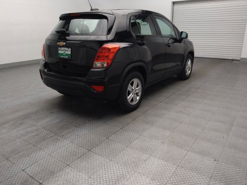 Used 2020 Chevrolet Trax LS FWD image 9
