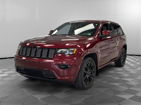 Used 2020 Jeep Grand Cherokee Altitude image 4
