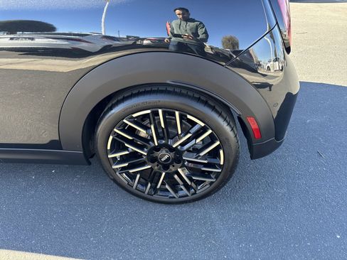 Used 2025 MINI Cooper S image 11