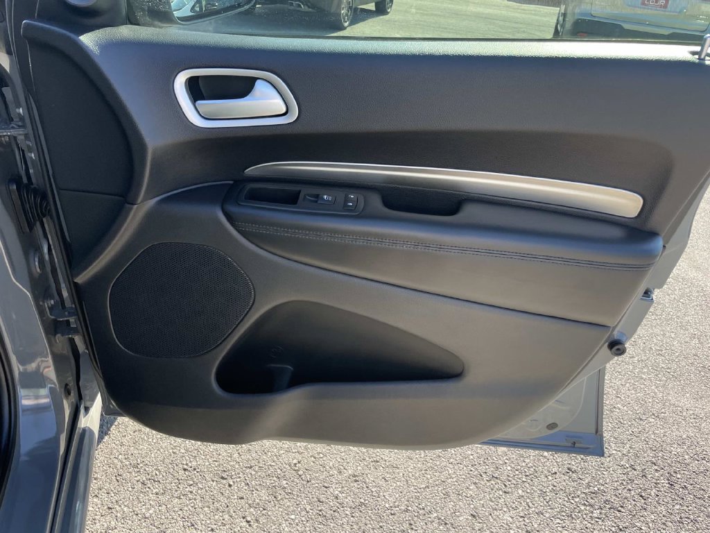 Used 2020 Dodge Durango SXT RWD image 26