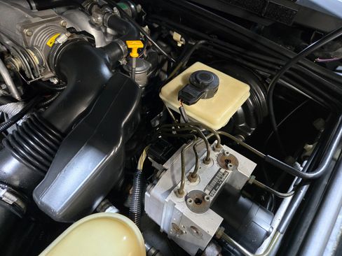 Used 2004 Land Rover Discovery SE image 73