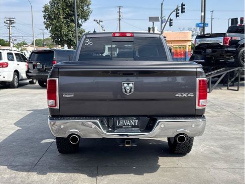 Used 2014 RAM 1500 Laramie w/ Convenience Group AWD/4WD image 43