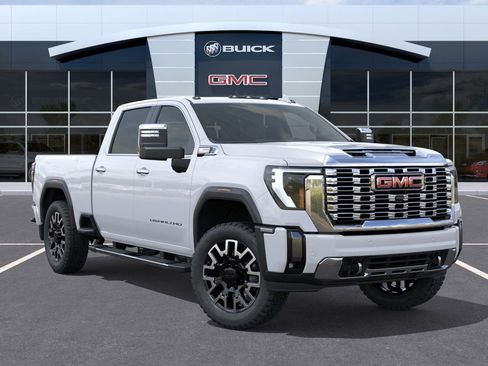New 2026 GMC Sierra 2500 Denali w/ Denali Reserve Package image 7