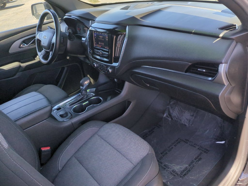 Used 2023 Chevrolet Traverse LT FWD image 34