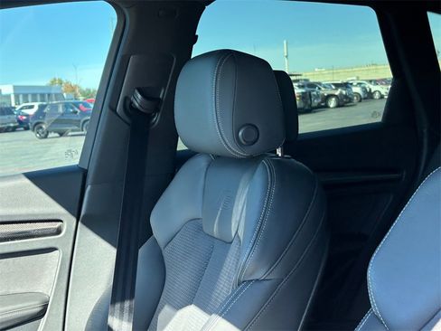 Used 2022 Audi SQ5 Prestige w/ Prestige Package image 14