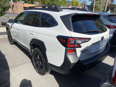 Used 2025 Subaru Outback Wilderness w/ Wilderness Package image 5